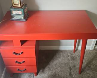 Red Tanker Desk