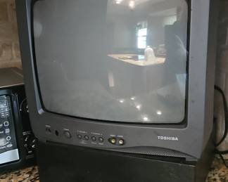 Toshiba CRT TV Retro Gaming