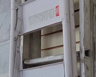 Aluminum Extension Ladder B