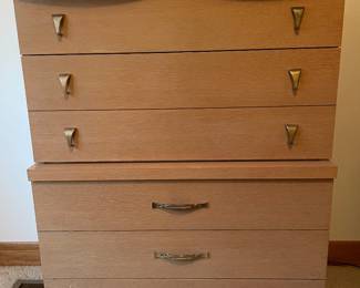 MCM Chest of Drawers 1960’s mid century bedroom grouping in solid oak with a blonde finish.