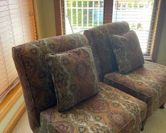 Armless upholstered accent chair furniture