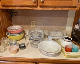 Pyrex mix glass bowls kitchen wares