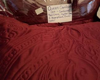Beautiful Queen Bedding Set