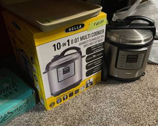Multi cooker