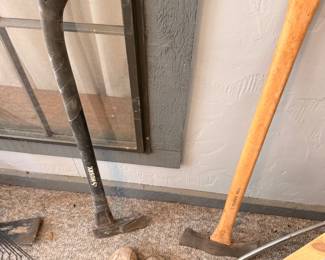 Tools, Furniture & Decor Galore on Racquet Club — estate sale item photo 15