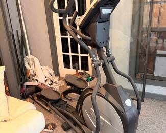 Tools, Furniture & Decor Galore on Racquet Club — estate sale item photo 18