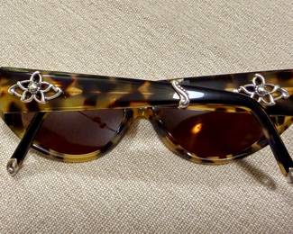 Brighton sunglasses - back view 