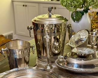 Silverplate ice bucket