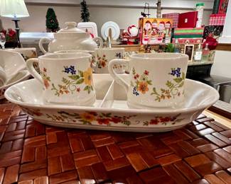 Bake Serve’n Store Stoneware dish set