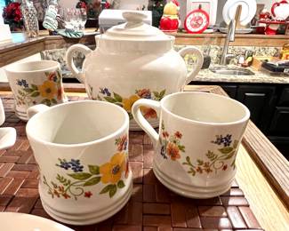 Bake Serve’n Store Stoneware dish set