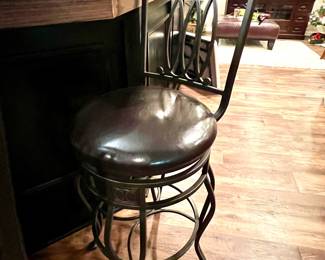 1 of 6 bar stools 