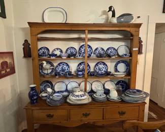 flow blue and blue transferware