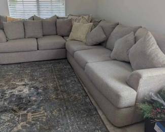 HJ161Sectional Couch