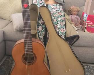 HJ133VTokai 6 String Guitar