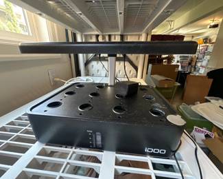 iDoo Hydronics indoor smart garden planter