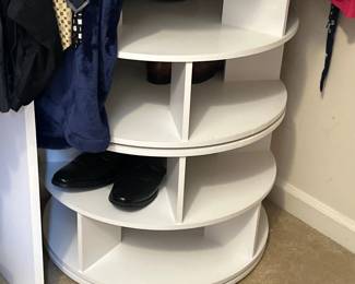 Rotating carousel style organizer