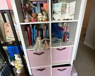 Cubicle storage