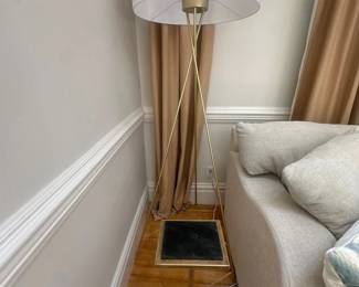 Floor lamp & side table