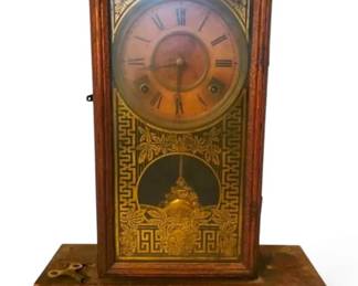 Antique Mantel Clock With Key