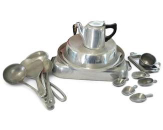 Wagner Ware Magnalite Roast Pan 4005P, Utensils, Measuring Scoops, Mini Teapot, More