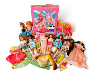 Vintage Barbie Fashion Trunk, 80s90s Barbies, More