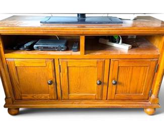 Wooden Entertainment Cabinet TV Stand