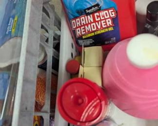 17WH139Household Cleaning Mystery Lot