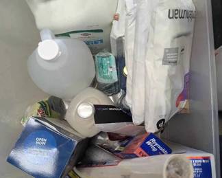 17WH133Household Necessities