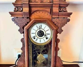 TA143RAntique Walnut Parlor Desk Clock