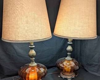 17WH165VVintage Hollywood Regency Style Lamps