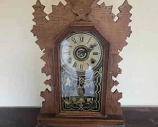 TA140VREagle Antique Gingerbread Mantle Clock