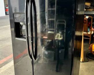 17WH102VGE Household SidebySide Refrigerator