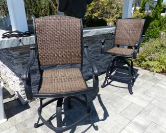 6 outdoor swivel bar stools
