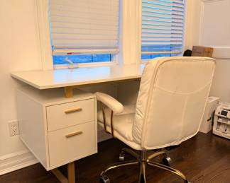 Desk & chair