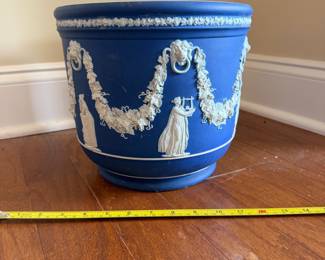 B54 - $175. Large Wedgwood Jasperware Jardiniere. Measures 10.5" wide x 9" tall. 