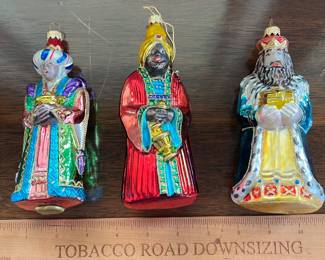 B145 - $100. Kurt Adler Nativity Glass Ornament Set. Some Discoloration. 