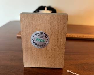 B99 - $45. Erzgebirge British Tambour Major. Measures 12" tall. 