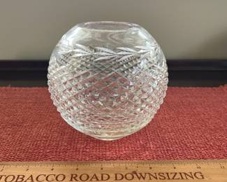 B132 - $35. Waterford Glandore Rose Bowl. Measures 6" x 6" tall. Excellent Condition. 