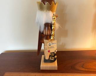 B98 - $60. Echtheiszertifikat Christian Ulbricht Nutcracker. Measures 10.5" tall. 