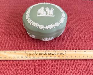 B108 - $15. Wedgwood Jasperware Lidded Dish. 