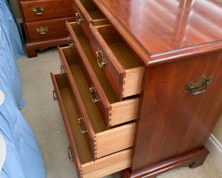 B50 - $350. PAIR of 5 Drawer Link Taylor Nightstands. Measures 27" x 17" x 29.5" tall. 