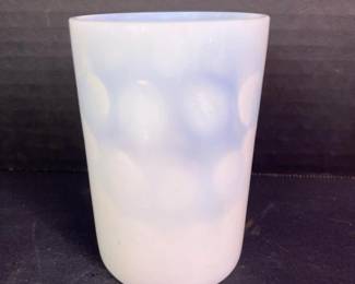 126 opalescentwhitepolkadotglasstumbler