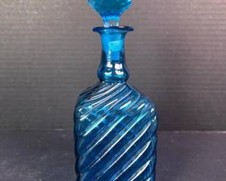 102 blueribbedglassdecanterwithstopper