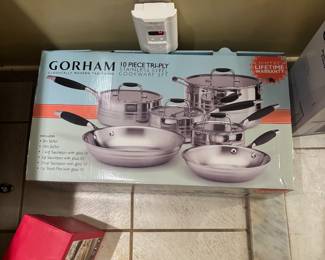 Gotham pots and pans set new