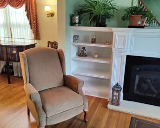 Highback chair