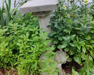 Concrete garden base