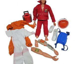 Six Million Dollar Man Action Figure Set