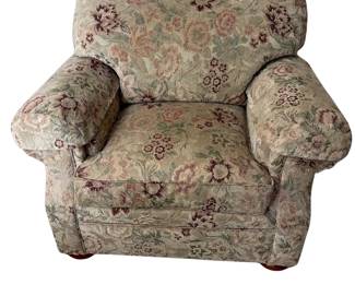095 Floral Upholstered Oversized Accent Armchair