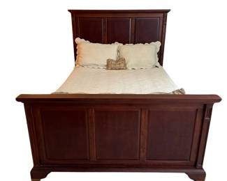 100 Cherry Wood Panel Bed Frame Queen