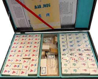 106 Vintage Mah Jong Set with Case and Rules
